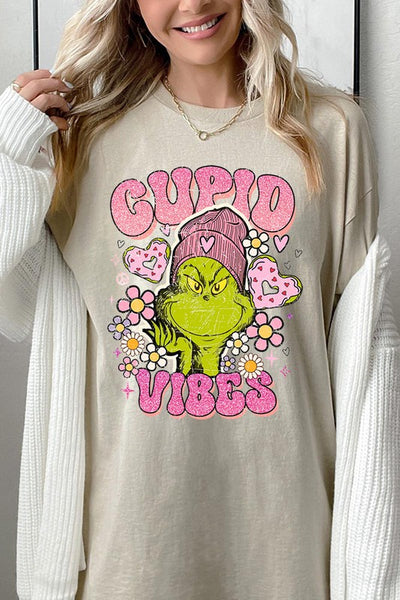 CUPID VIBES GRINCH TEE