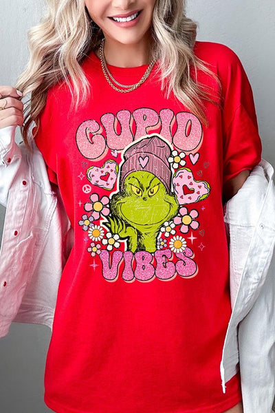 CUPID VIBES GRINCH TEE