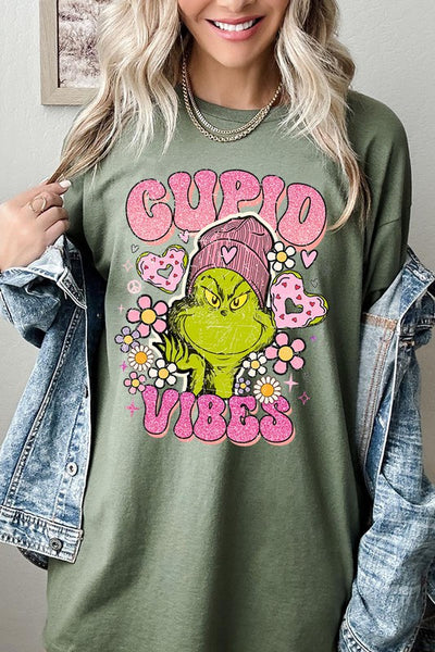 CUPID VIBES GRINCH TEE