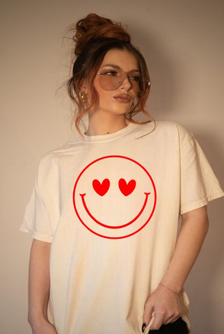 Heart Eyes Cozy Tee